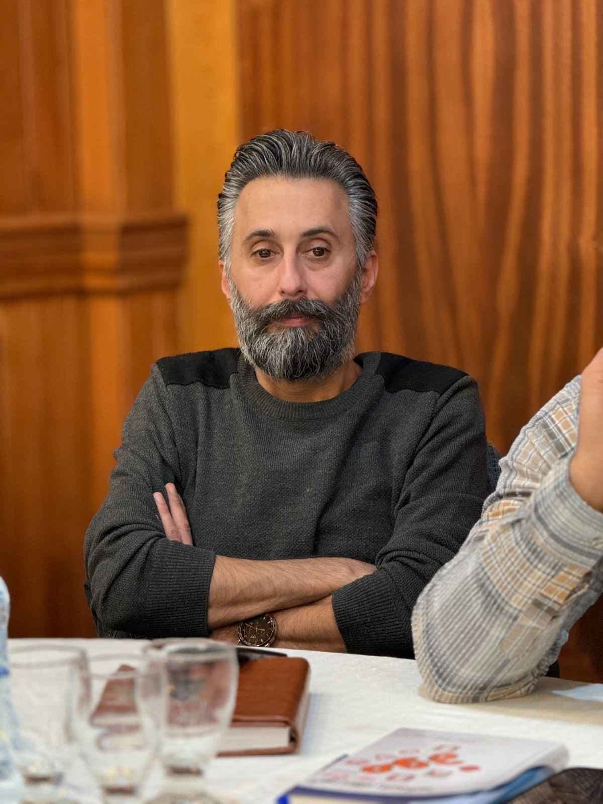 دیپلمات