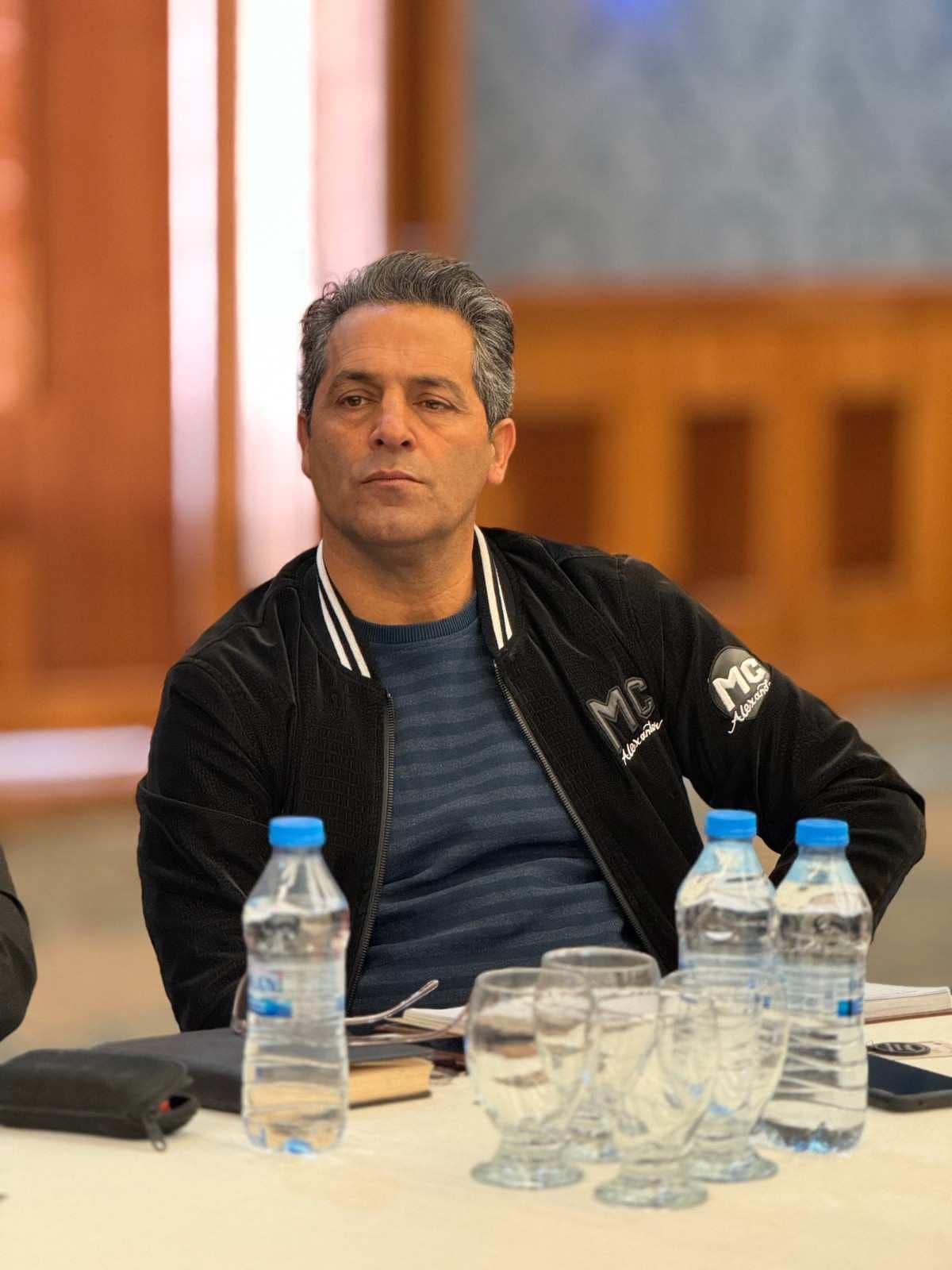 دیپلمات
