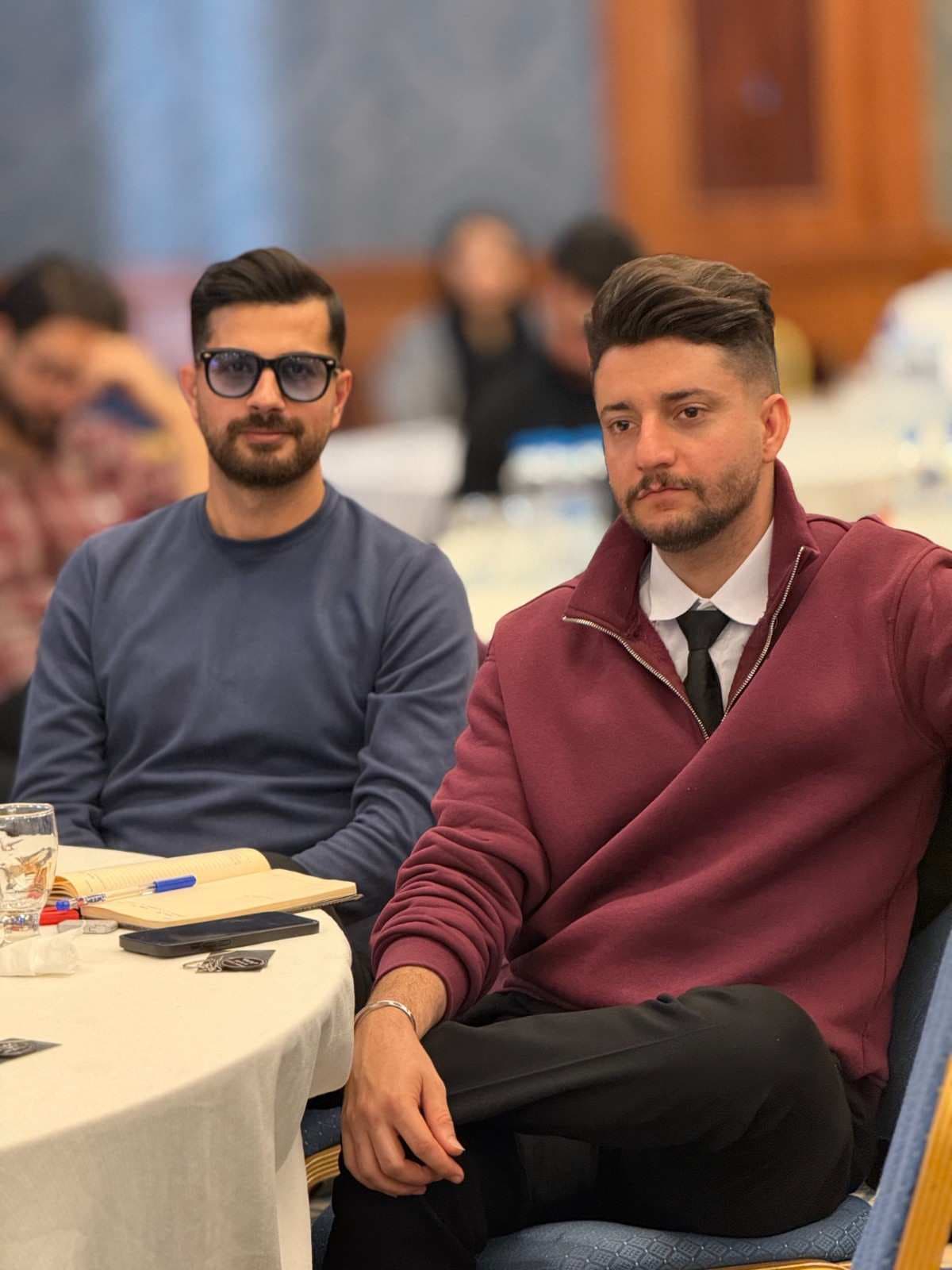 دیپلمات
