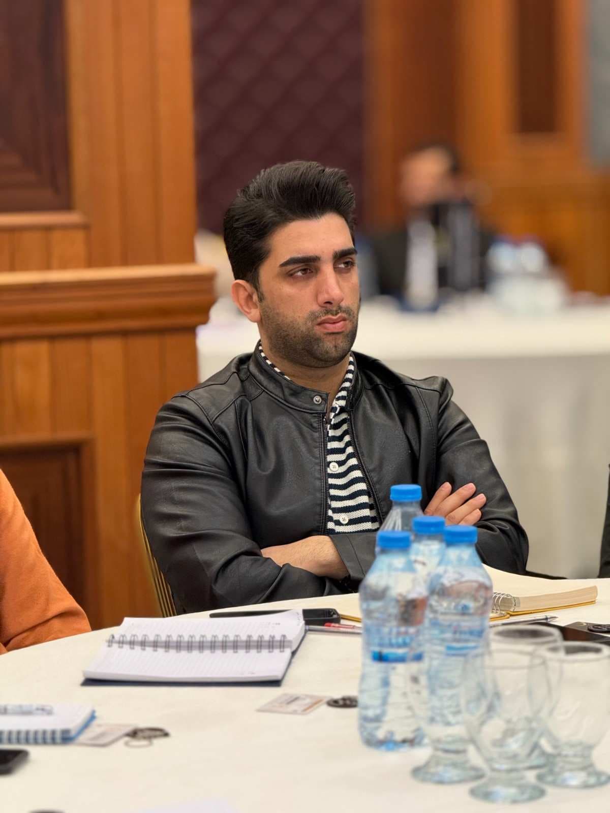 دیپلمات
