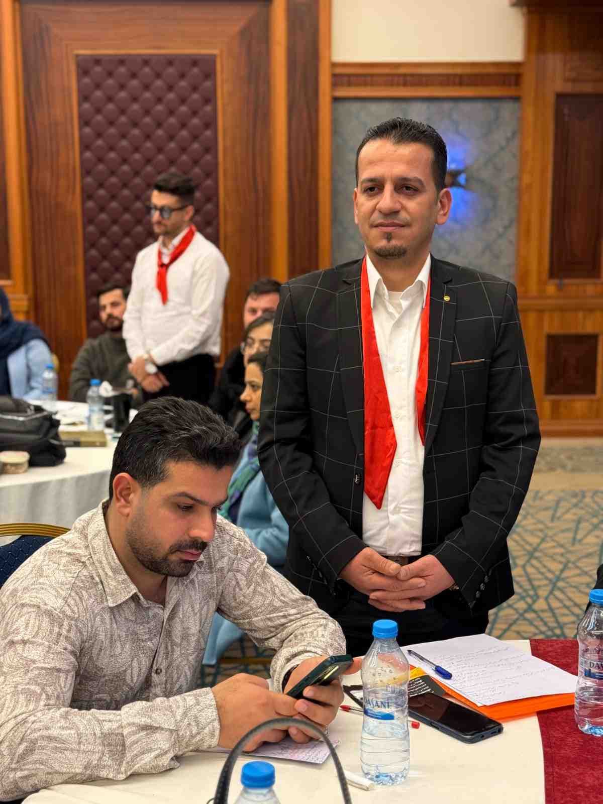 دیپلمات