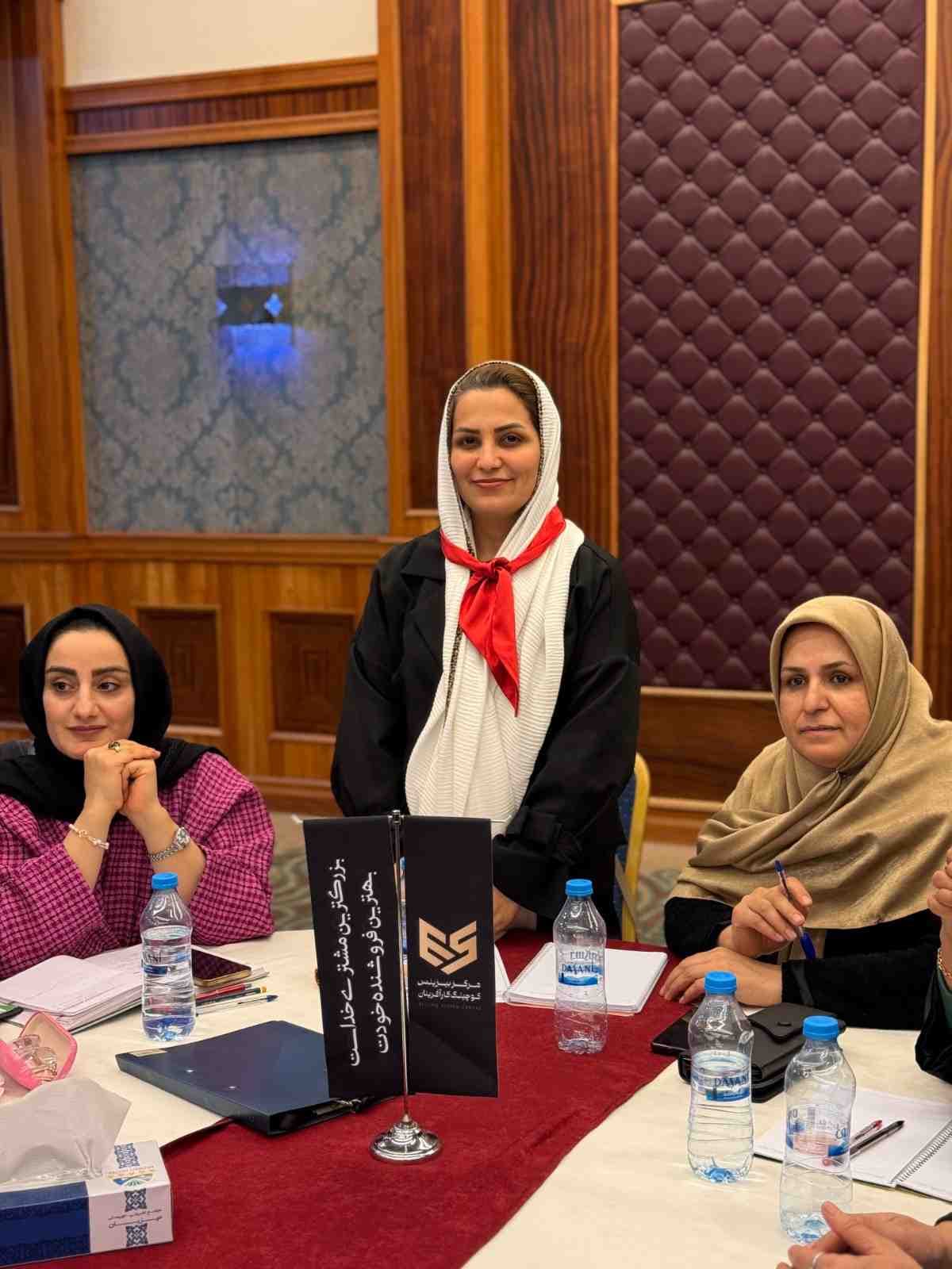 دیپلمات