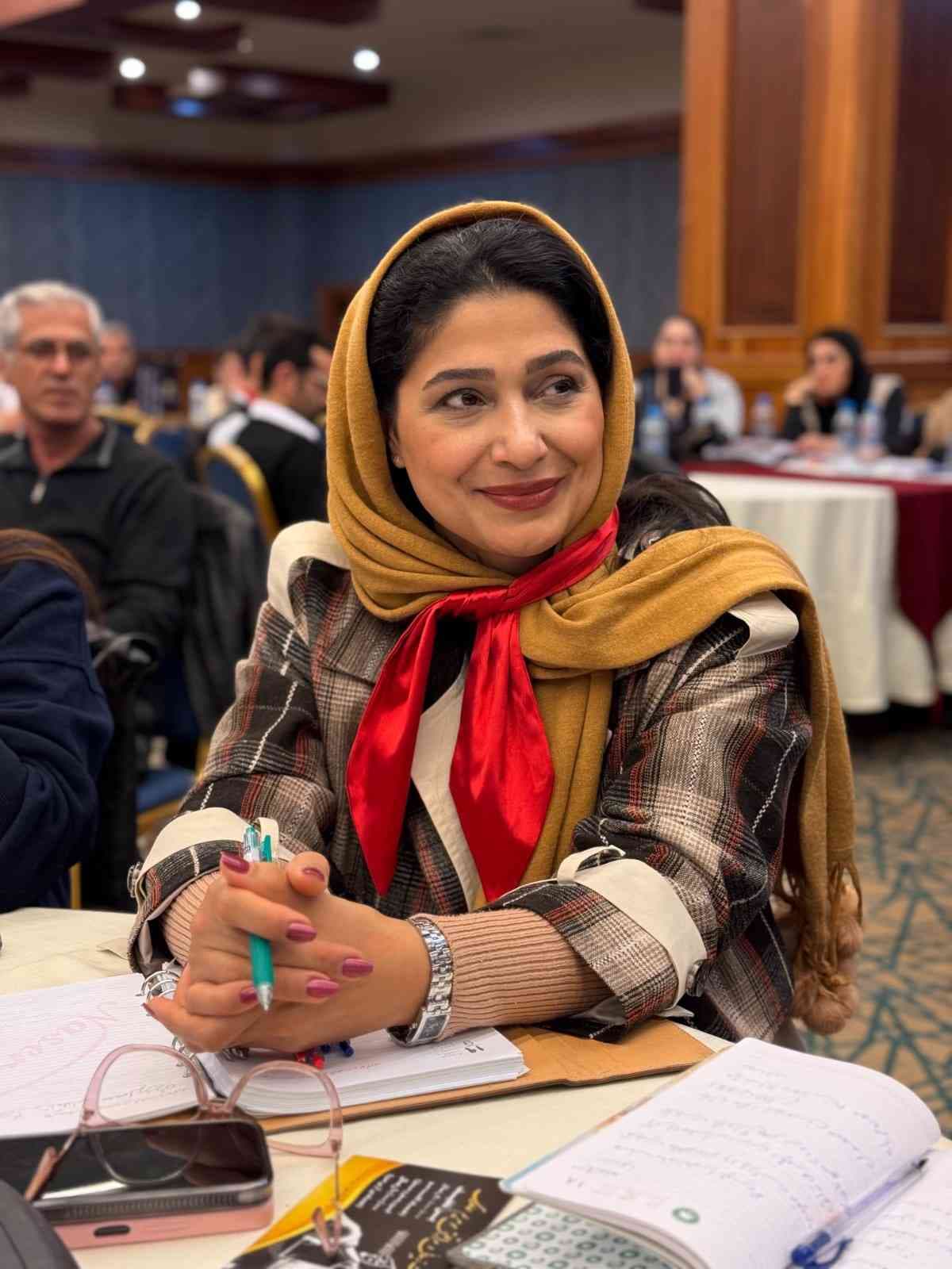 دیپلمات