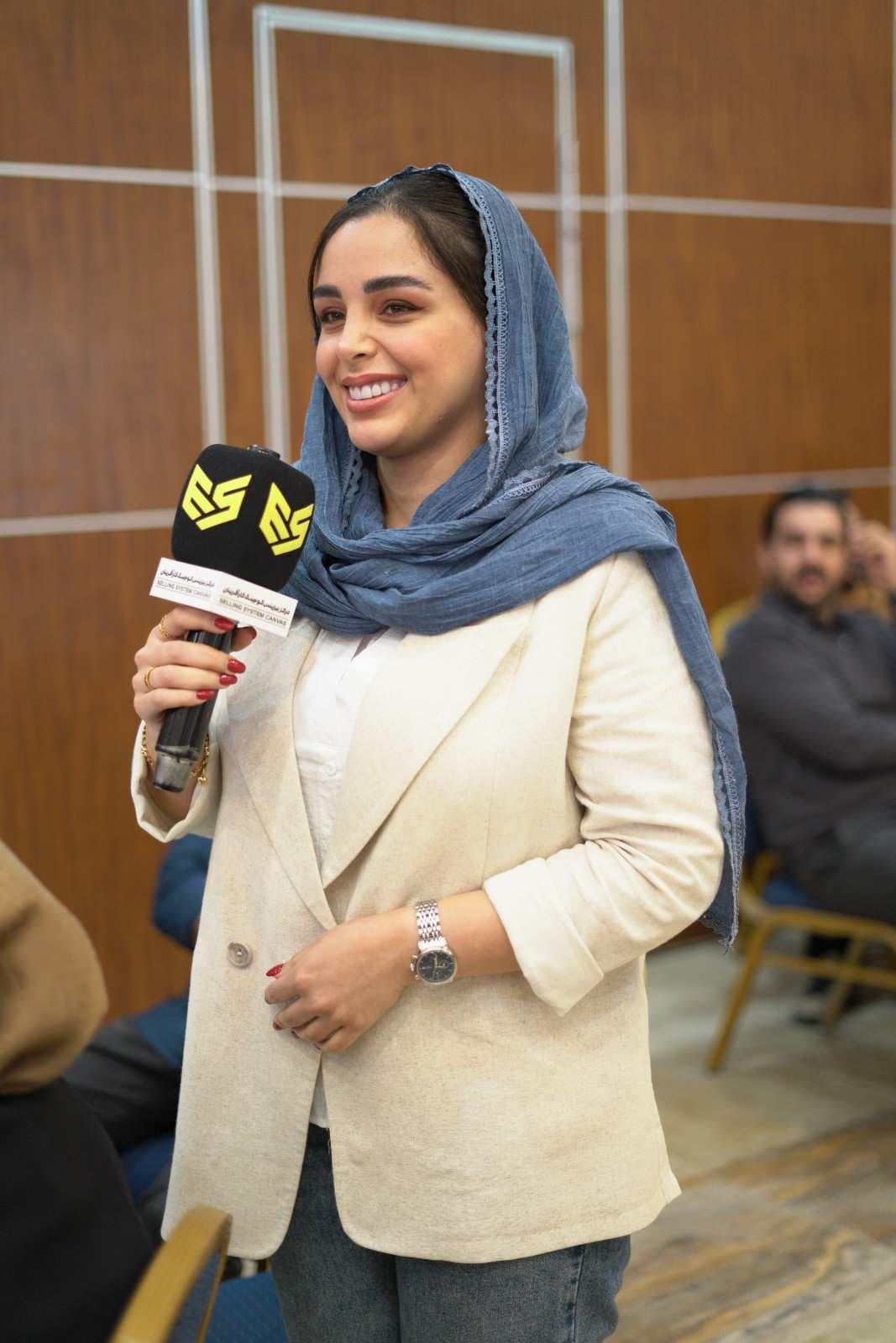 دیپلمات