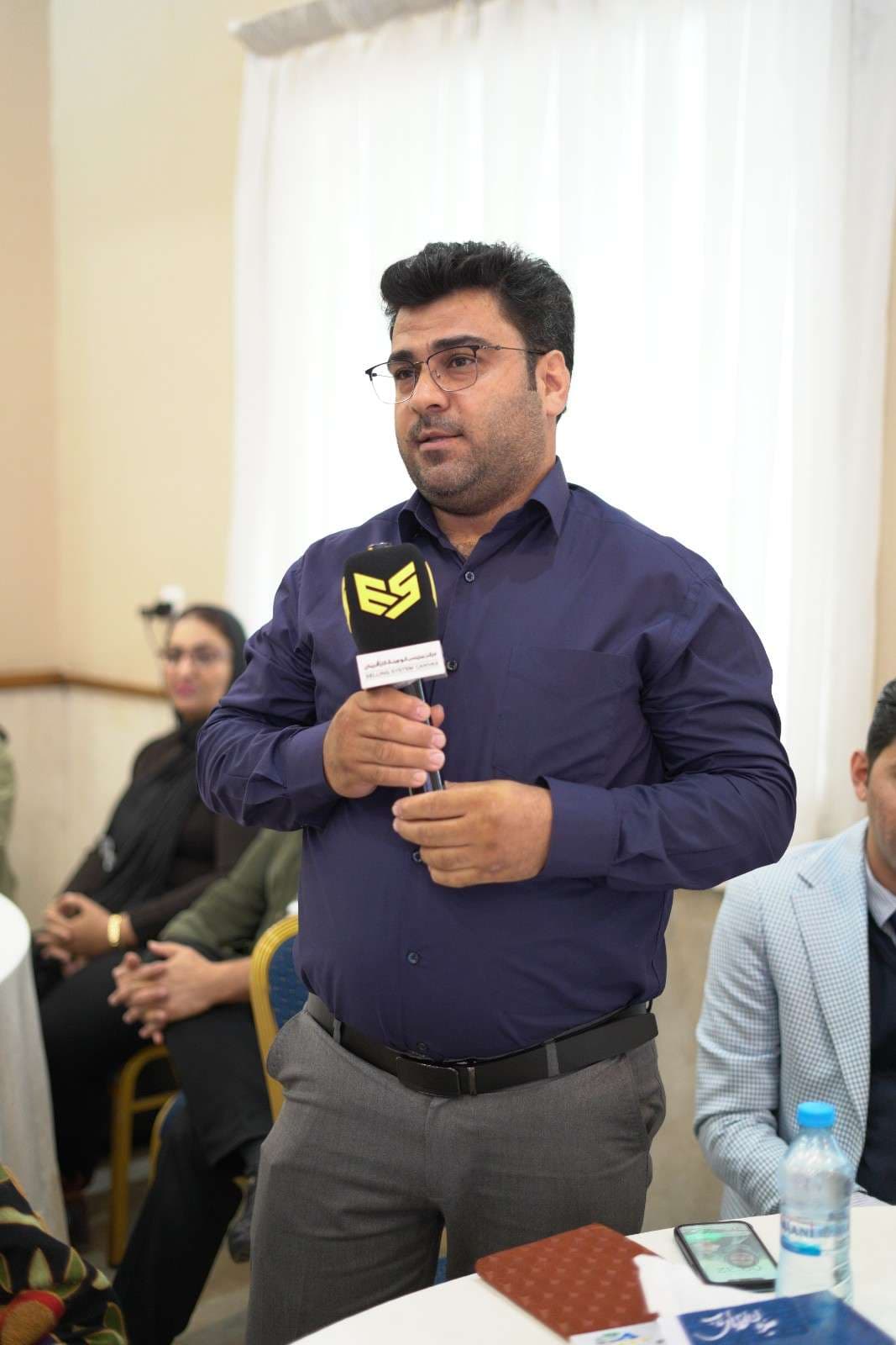 دیپلمات