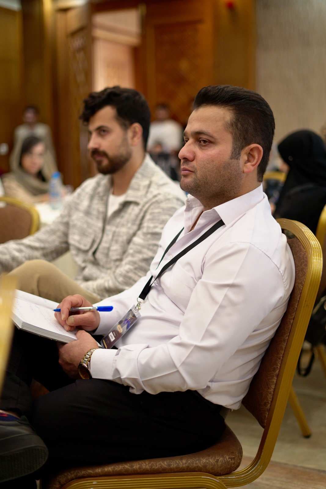 دیپلمات