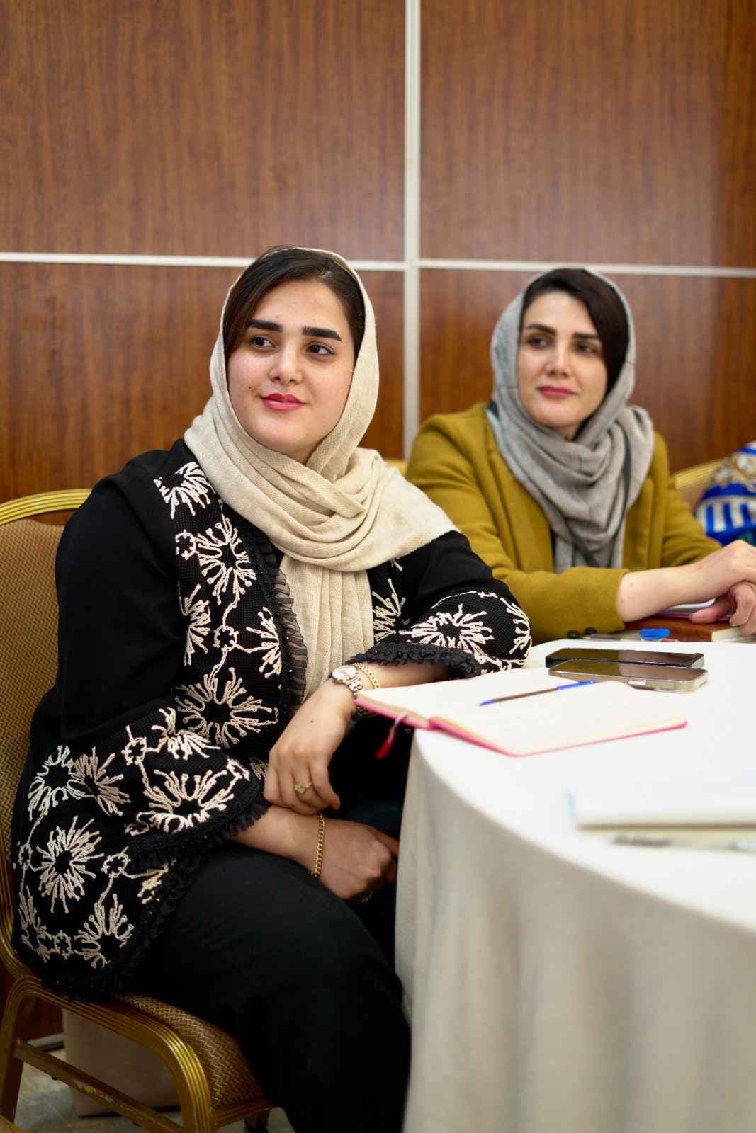 دیپلمات