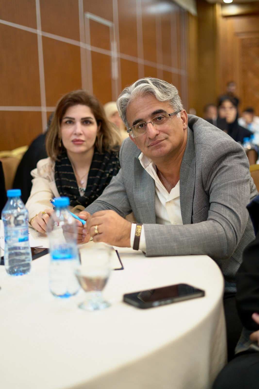 دیپلمات