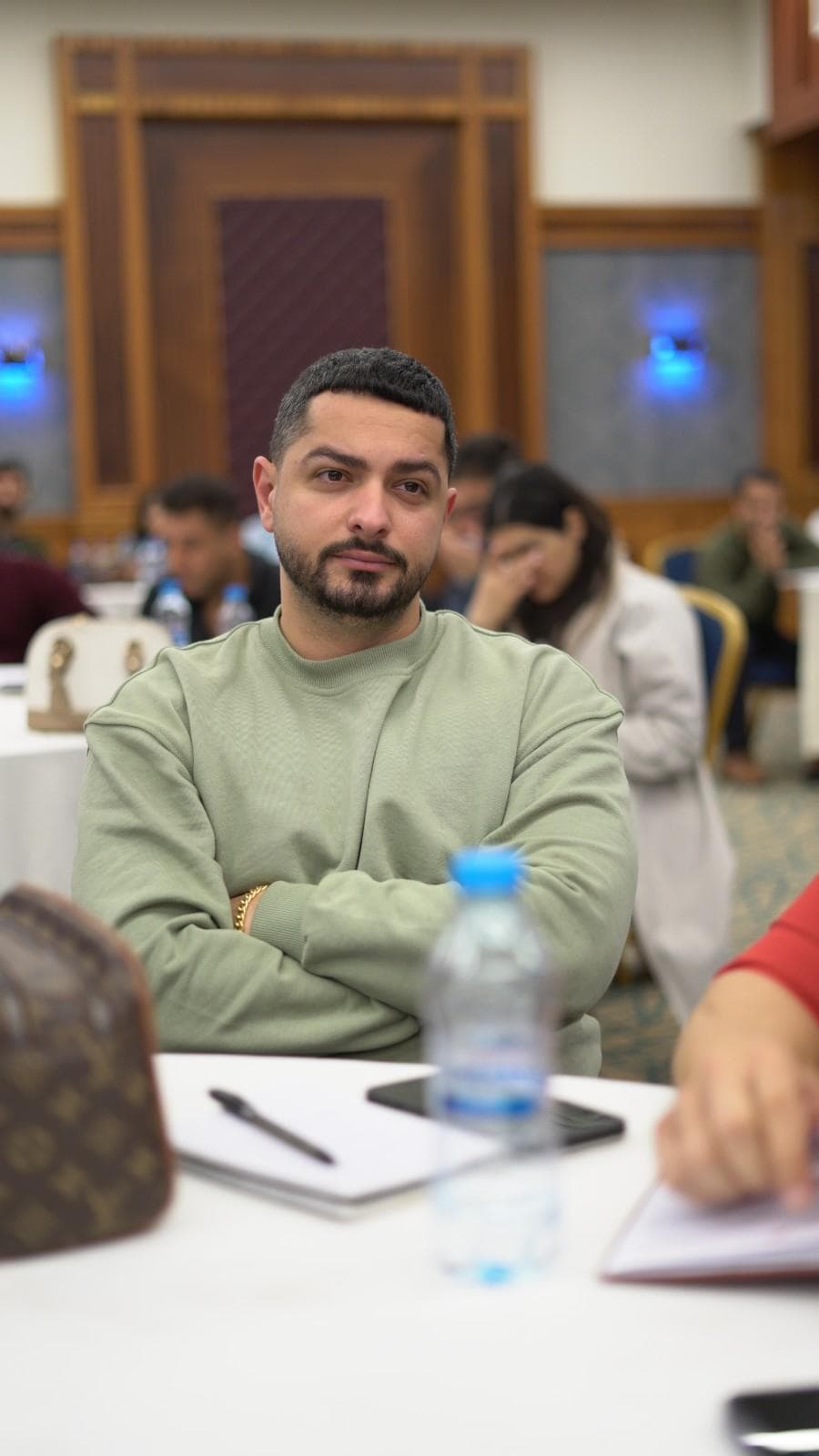 دیپلمات
