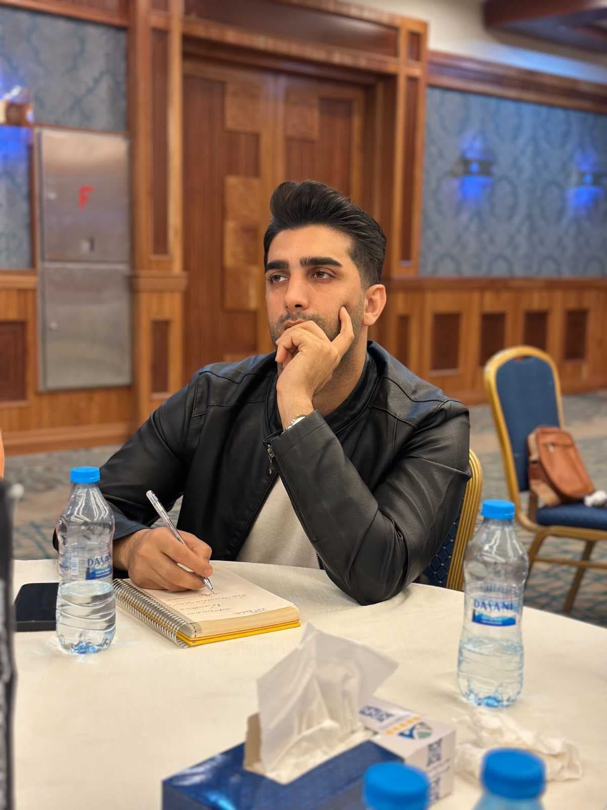 دیپلمات