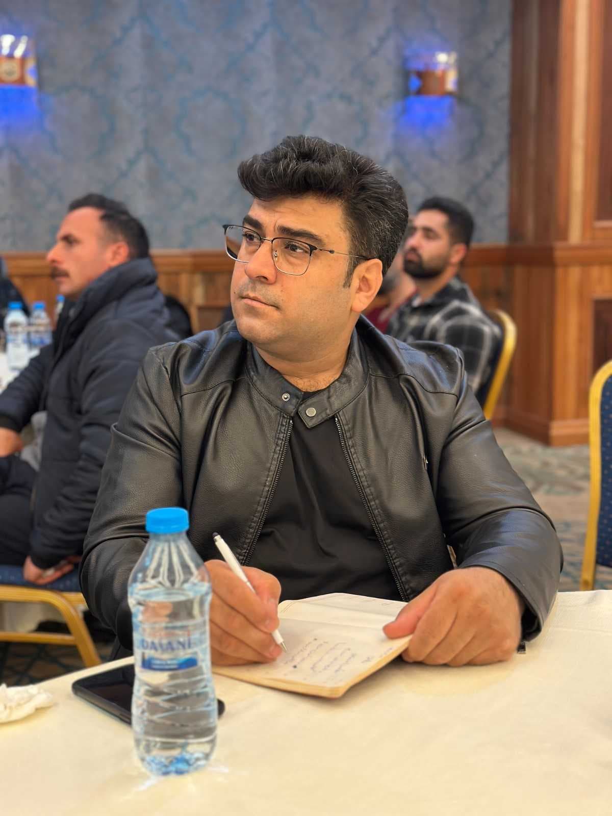 دیپلمات