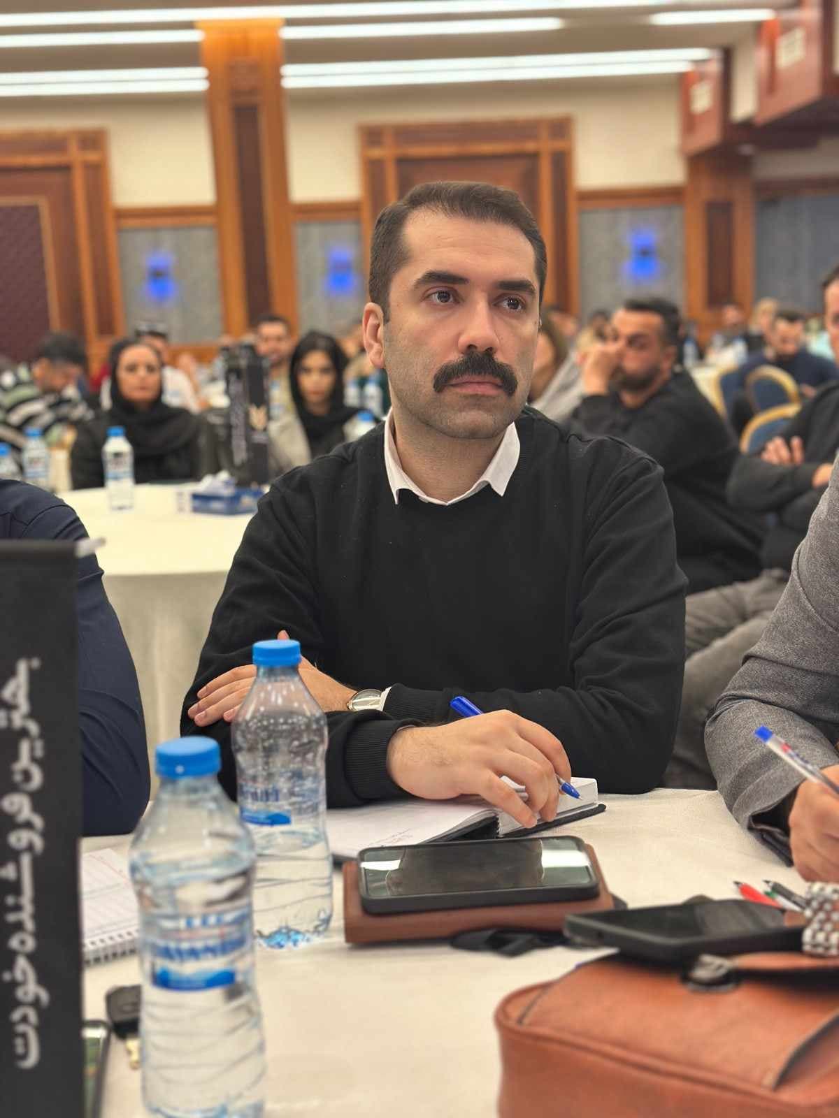 دیپلمات
