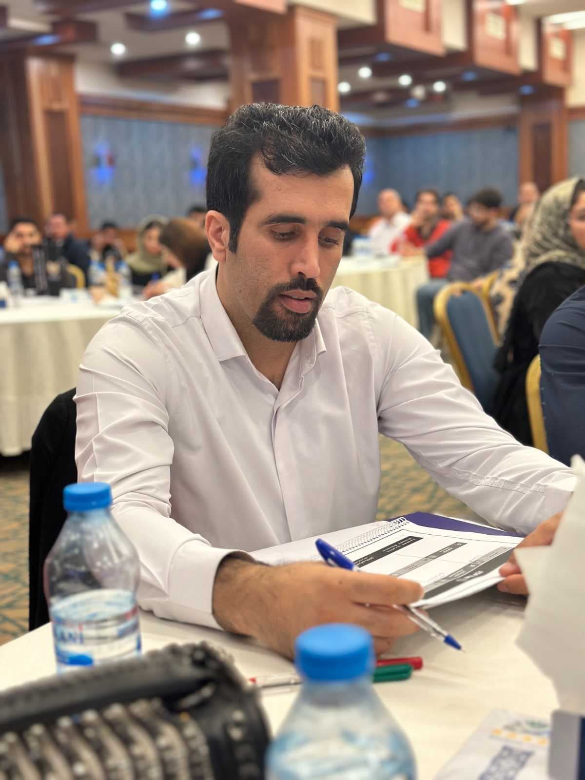 دیپلمات
