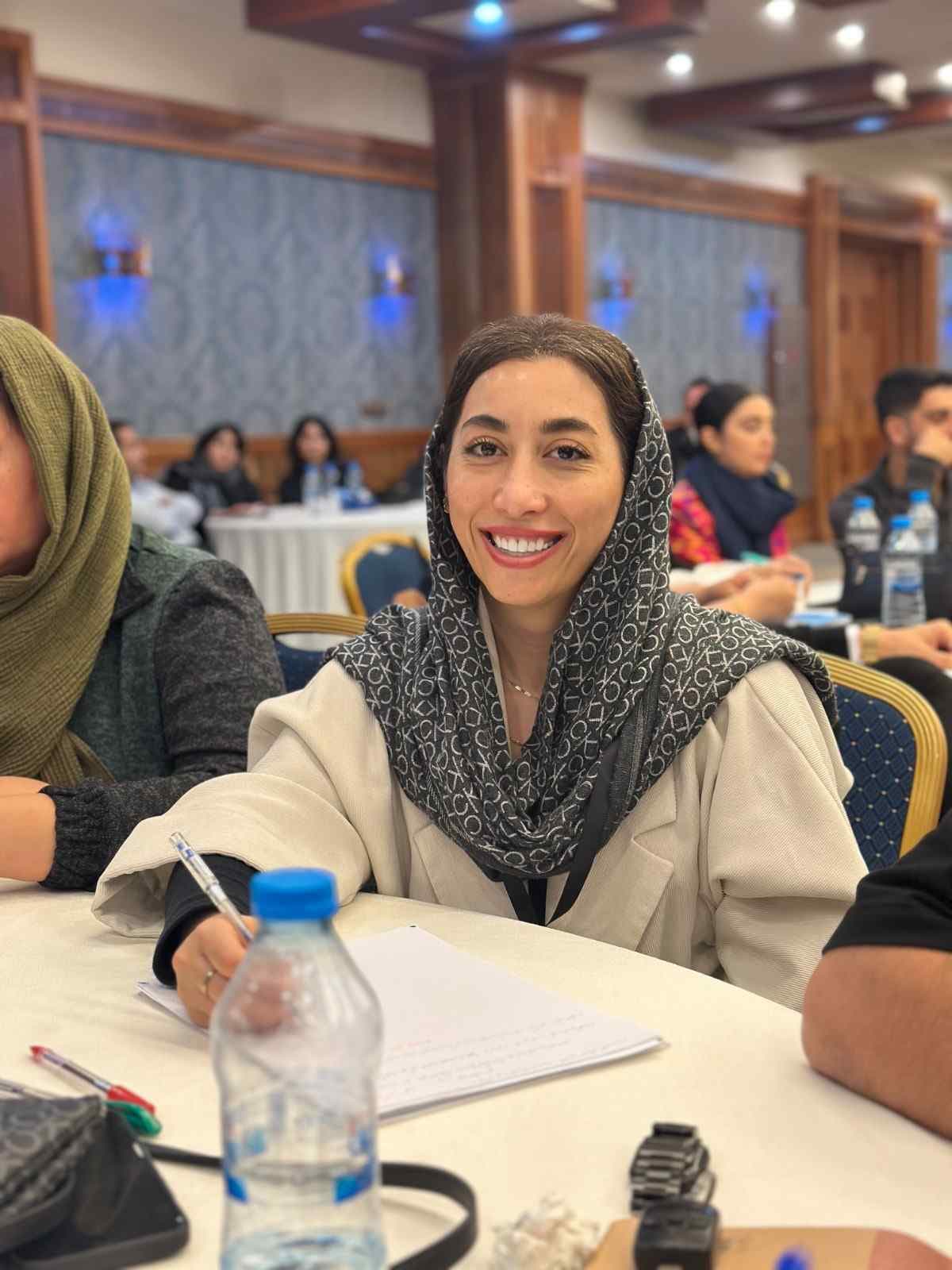 دیپلمات