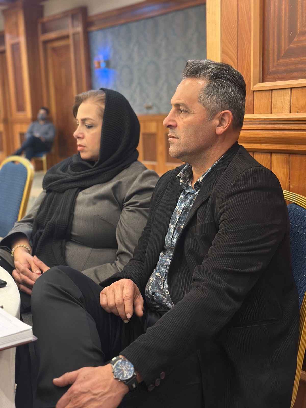 دیپلمات