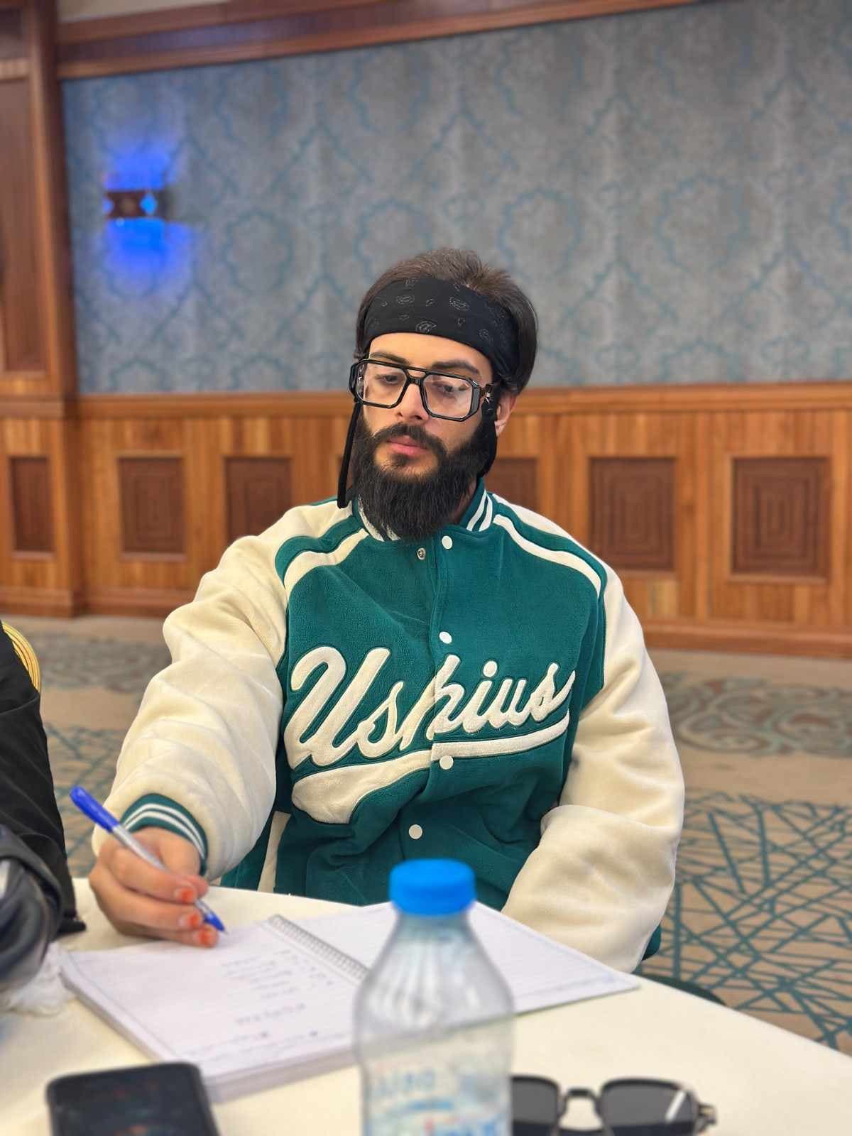 دیپلمات