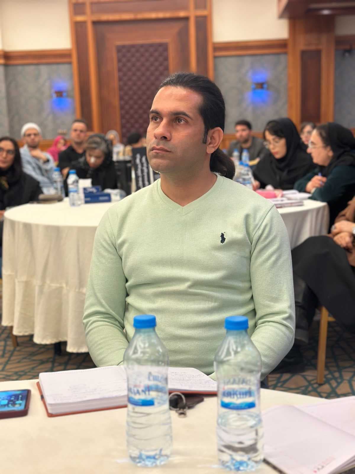 دیپلمات