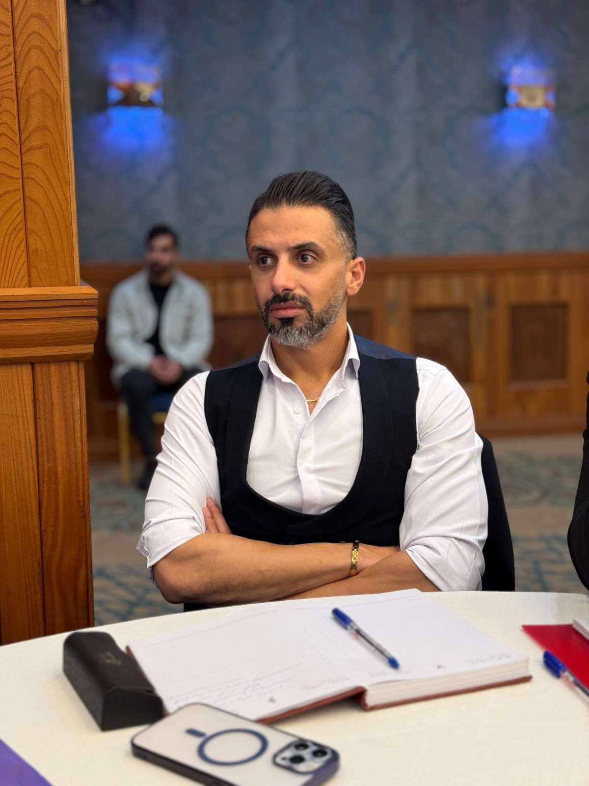 دیپلمات