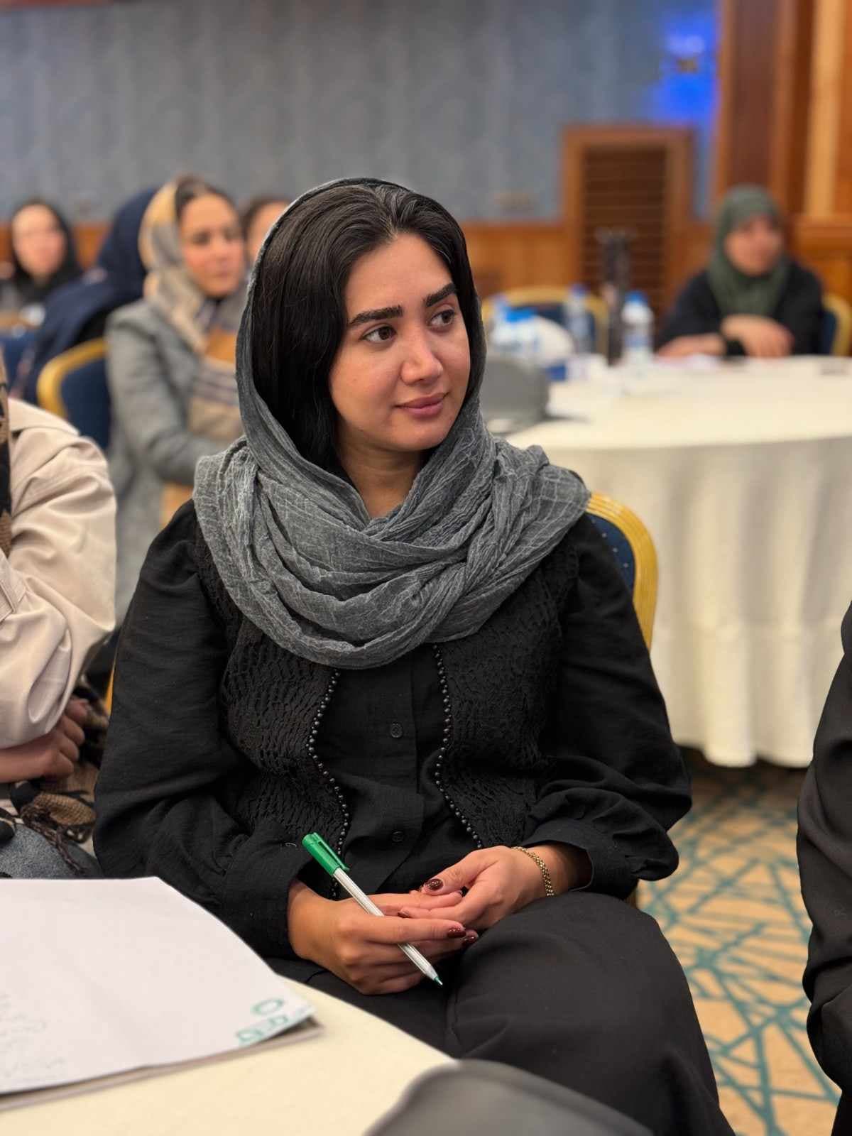 دیپلمات