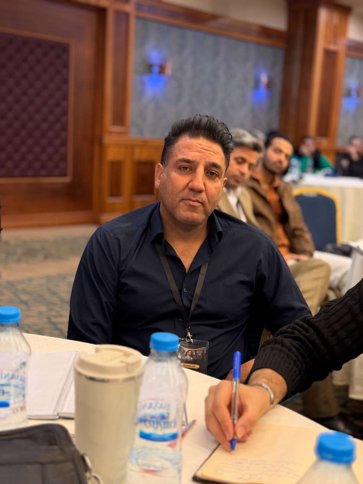 دیپلمات