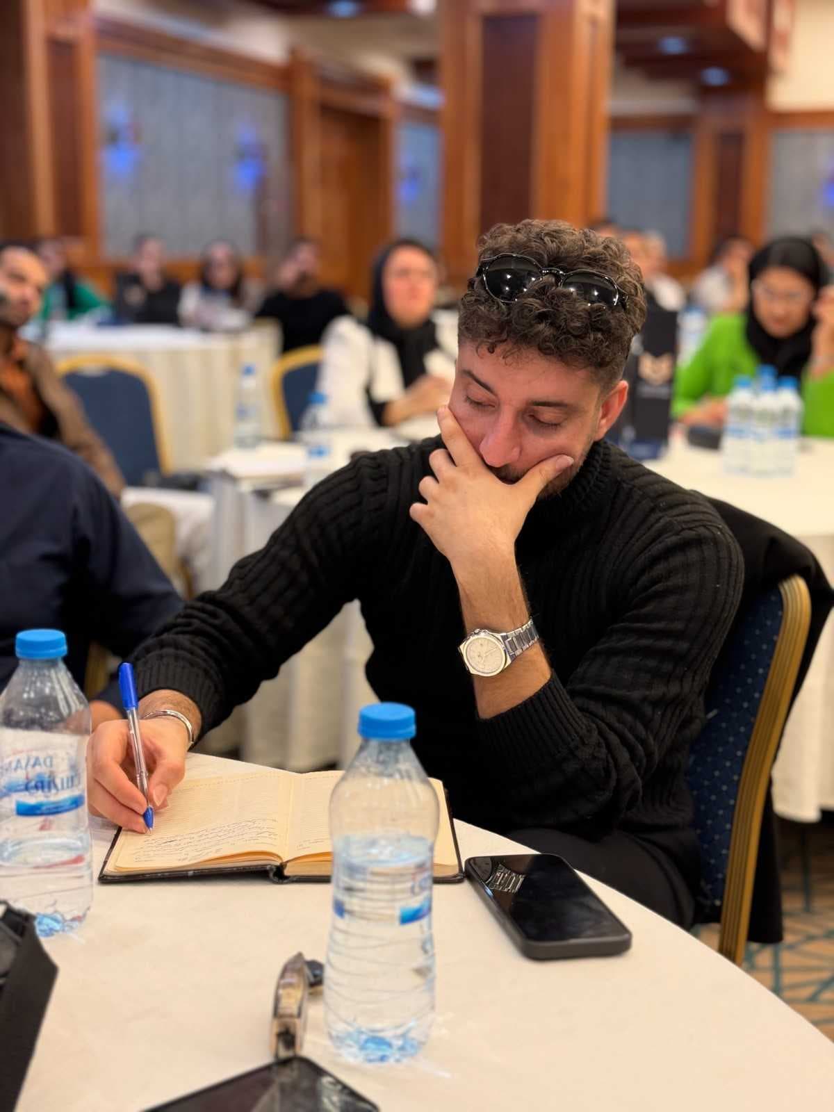 دیپلمات