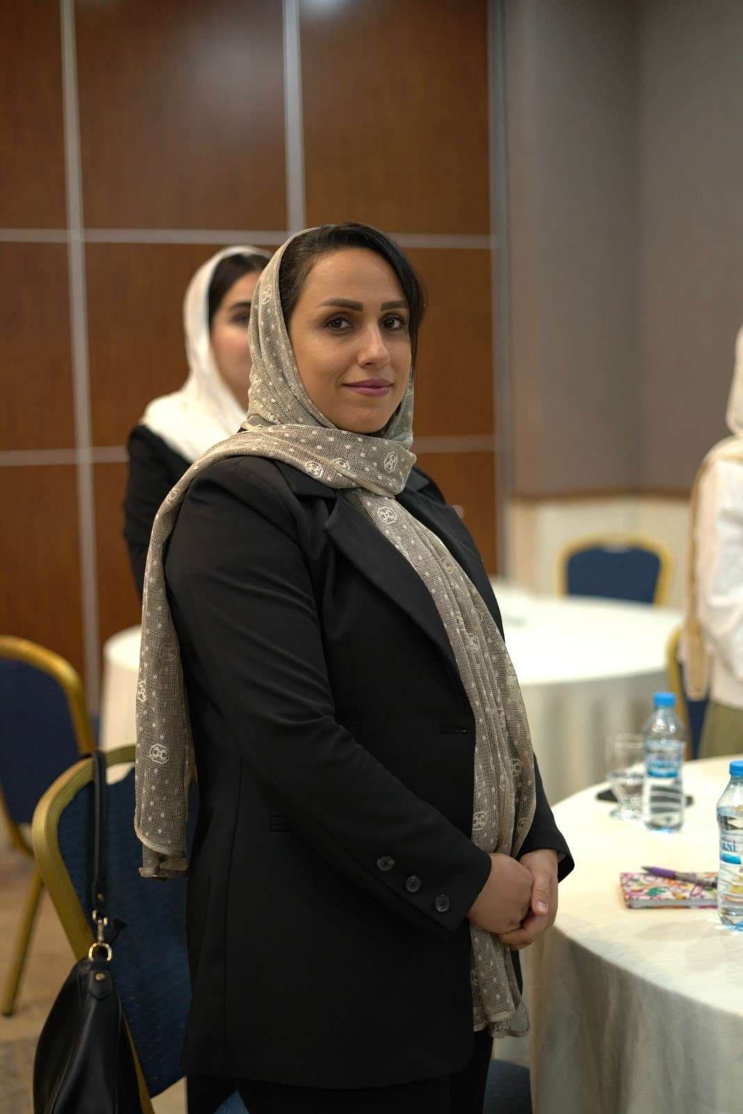 دیپلمات