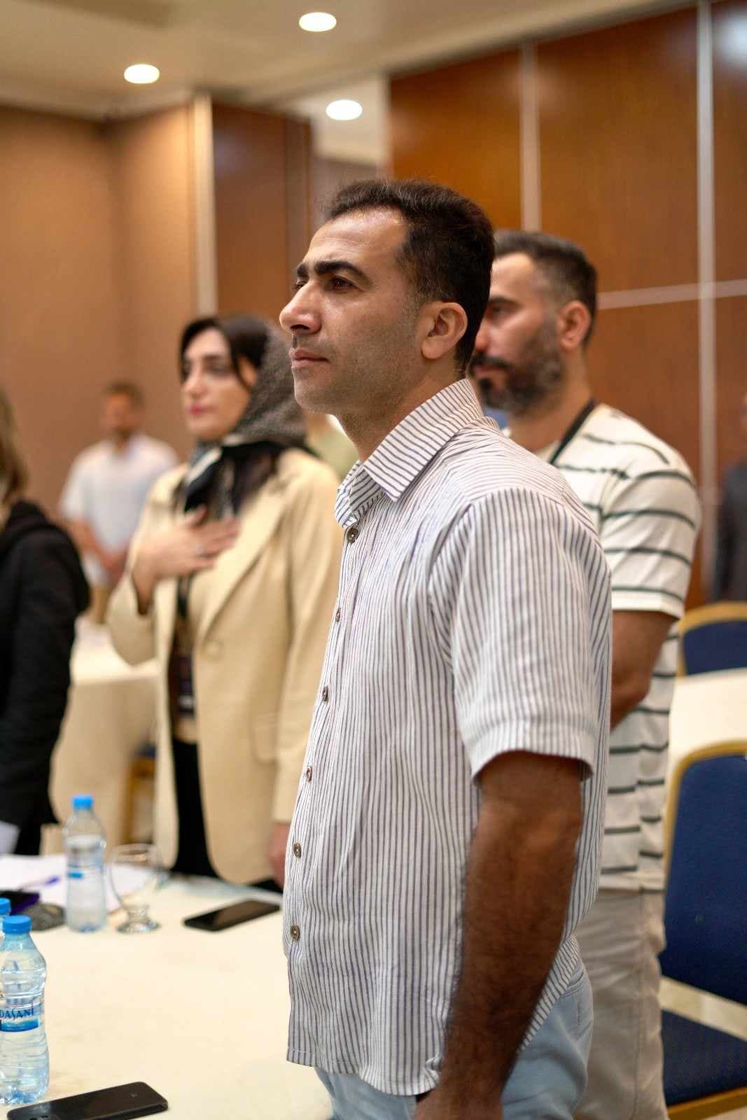 دیپلمات