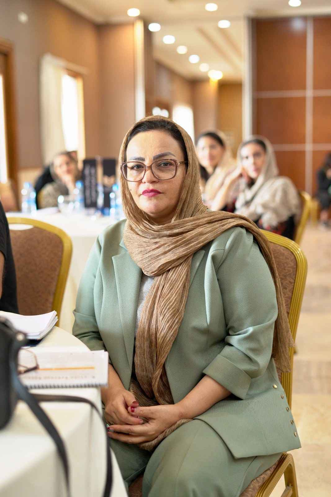 دیپلمات