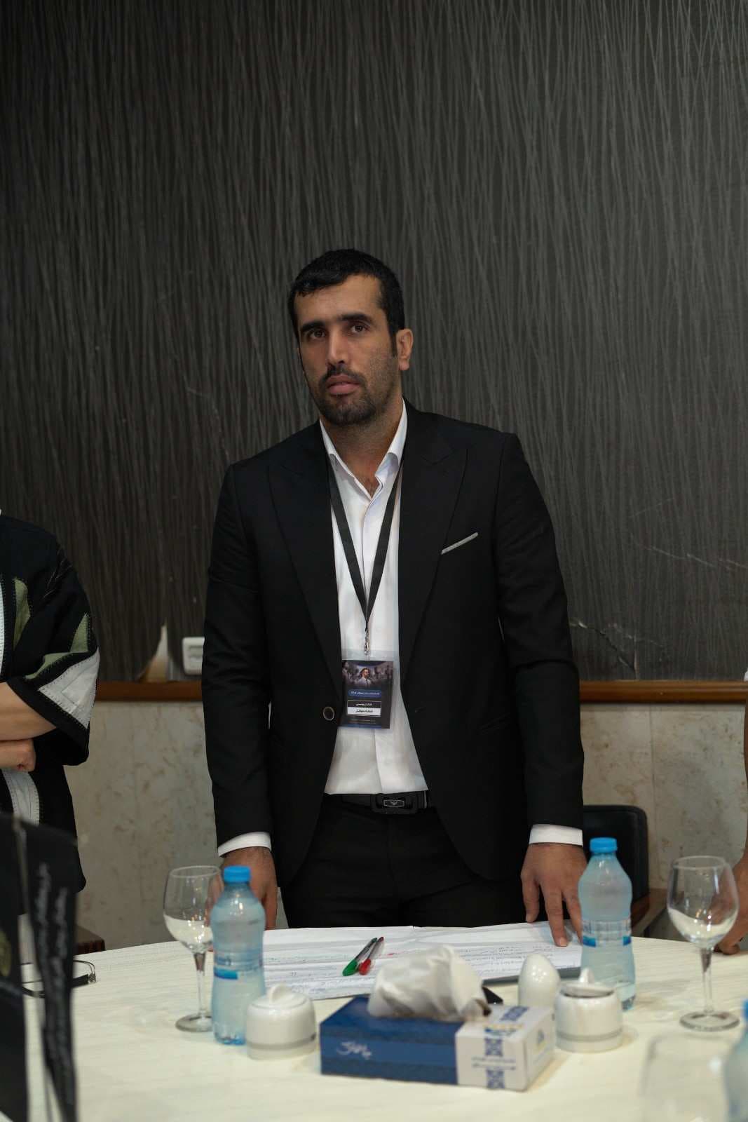 دیپلمات